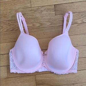 Chantelle t shirt bra 34DDD pink